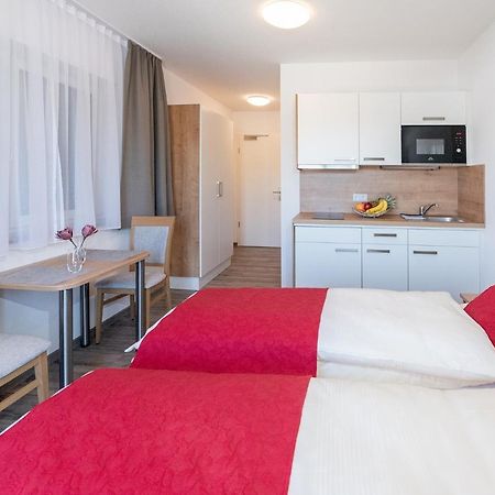 Boardinghaus Bayerwaldpark Aparthotel Landshut Bagian luar foto